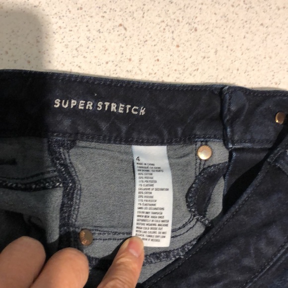 American Eagle blue super stretch size 4 high rise jean shorts - Picture 5 of 5